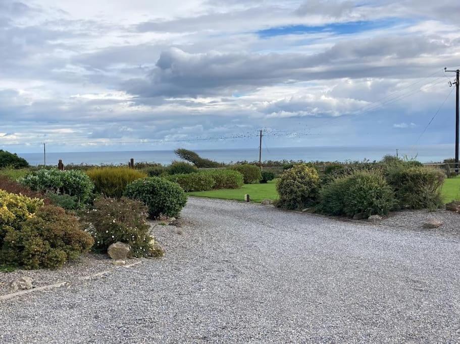 Beautiful One Bed With Stunning Sea View Apartment Waterford Bagian luar foto