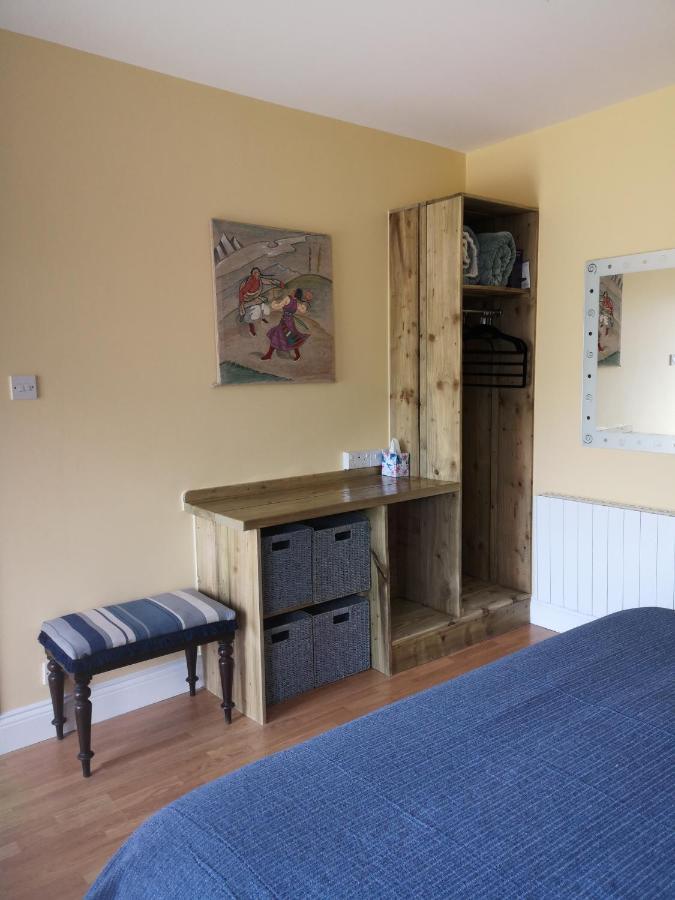 Beautiful One Bed With Stunning Sea View Apartment Waterford Bagian luar foto