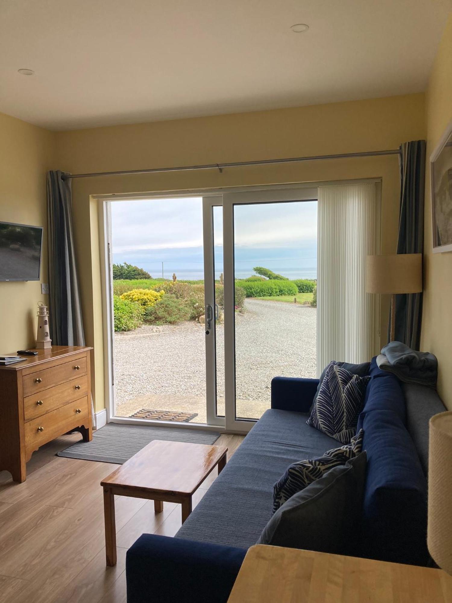 Beautiful One Bed With Stunning Sea View Apartment Waterford Bagian luar foto
